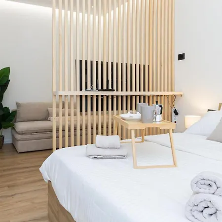 Apartment Nuit A Rom